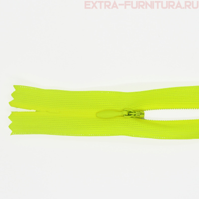 Молния потайная № 3, 50 см, цв. 229 ярко-салатовый п/э пл.9,3 гр/м